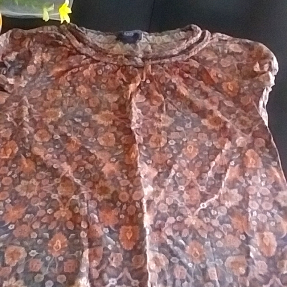 Ladies short sleeve top